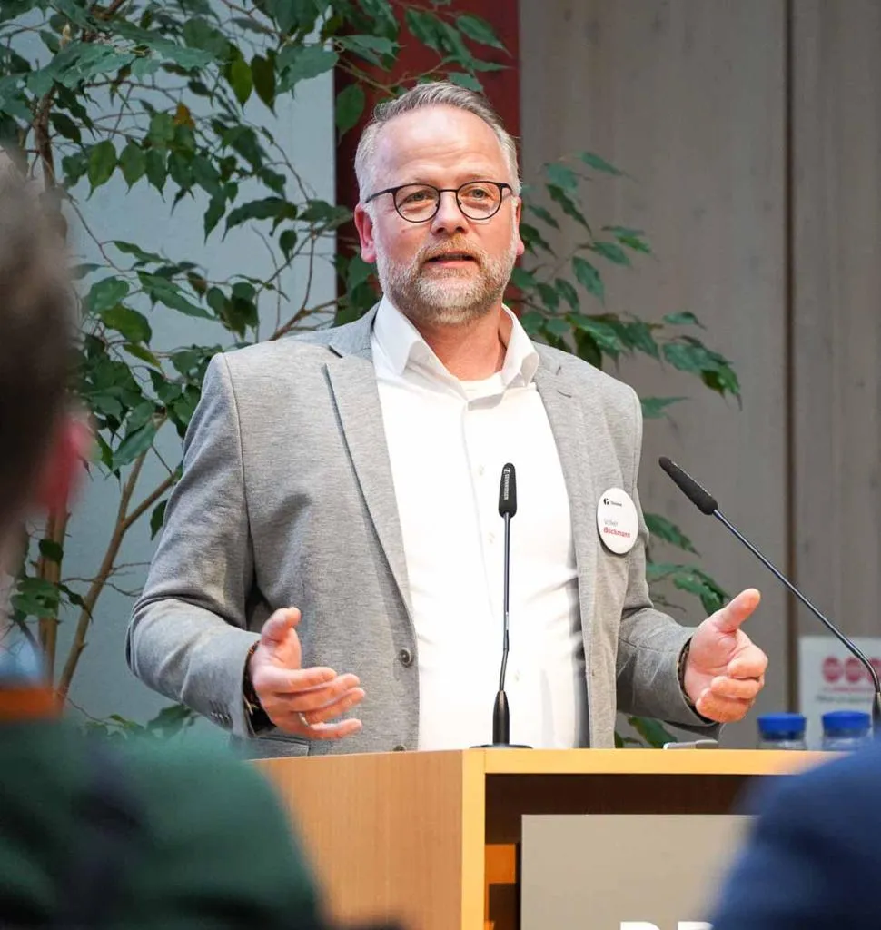 Volker Böckmann am Podium