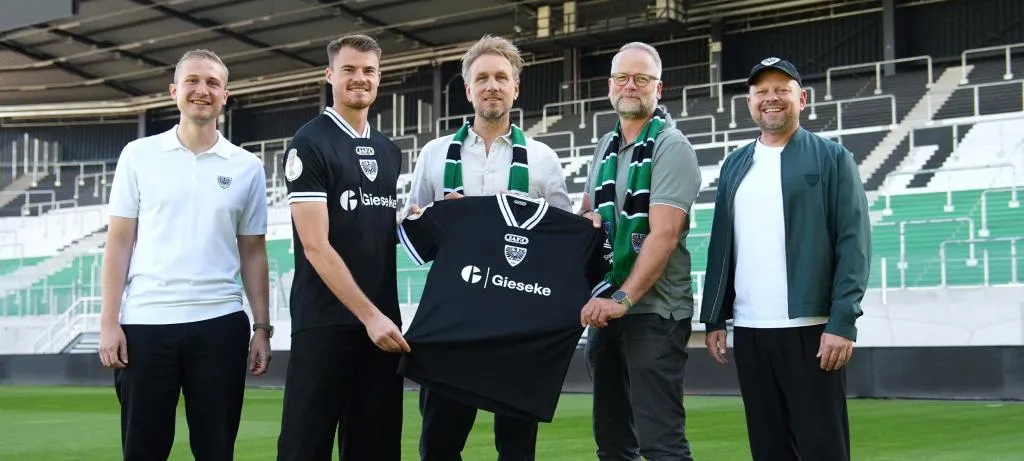 Teambild mit Trikot