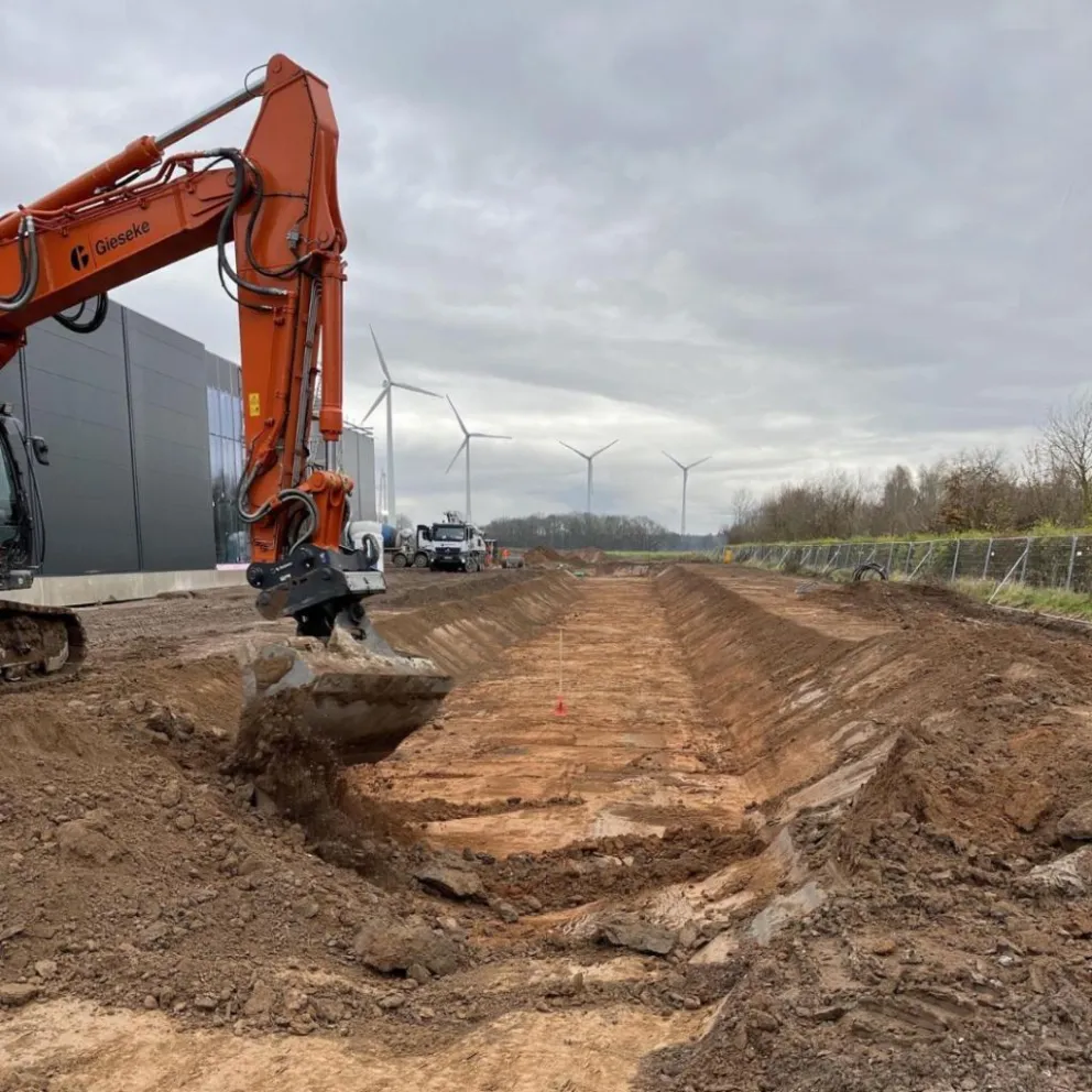 Erdarbeiten auf Baustelle